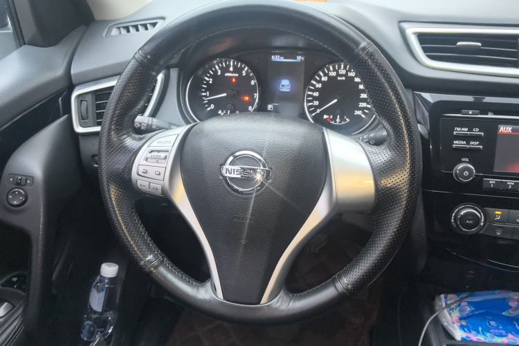 Used Nissan Qashqai 2016 2.0L CVT Elite Edition Steering Wheel