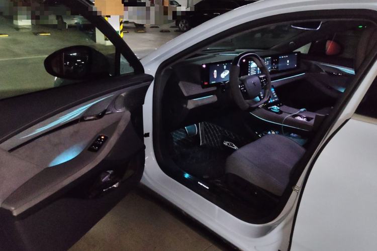 Used VOYAH PASSION 2023 Four-Wheel Drive Flagship Edition