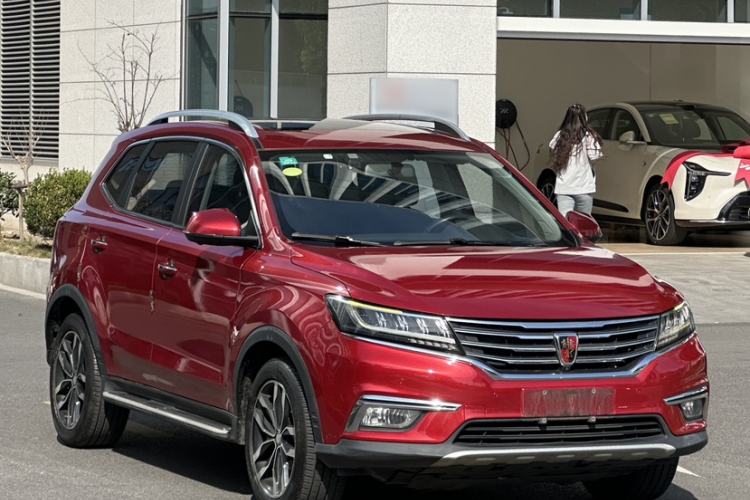 Used Roewe RX5 2017 20T Two-Wheel Drive Automatic Internet Elite Edition
