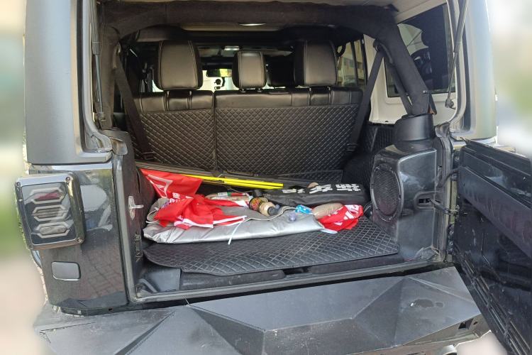 Used Jeep Wrangler 2012 3.6L Sahara Four-Door Edition