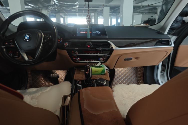 Used BMW 5 Series 2018 528Li Launch Special Edition
