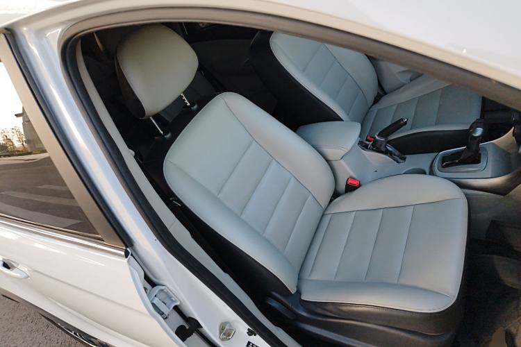 Used FORTHING S500 2016 1.6L CVT Luxury Model