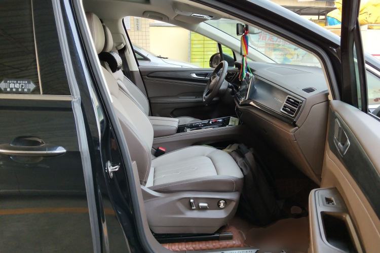 Used Volkswagen Viloran 2024 380TSI Luxury Edition