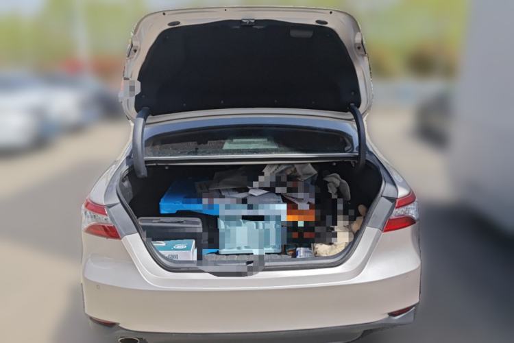 Used Toyota Camry 2018 Dual-Engine 2.5 HG Luxury Edition Trunk