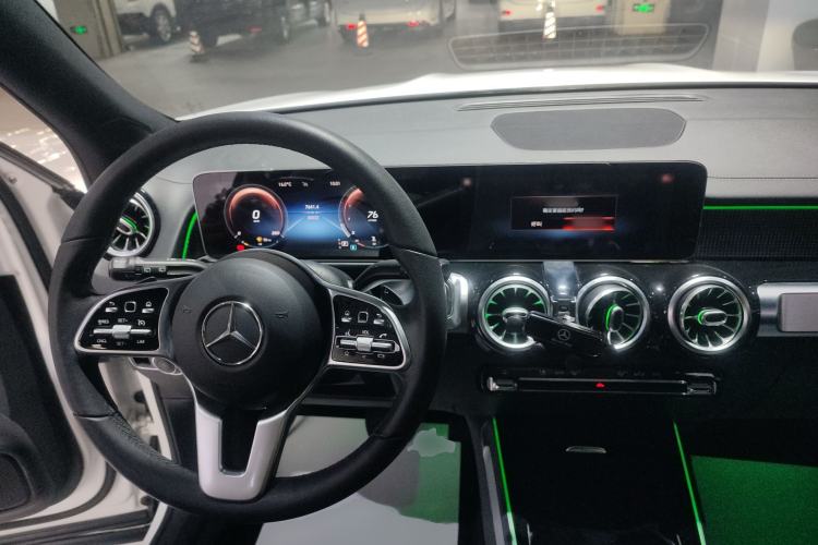 Used Mercedes-Benz GLB 2020 Facelift GLB 200 Fashion Edition
