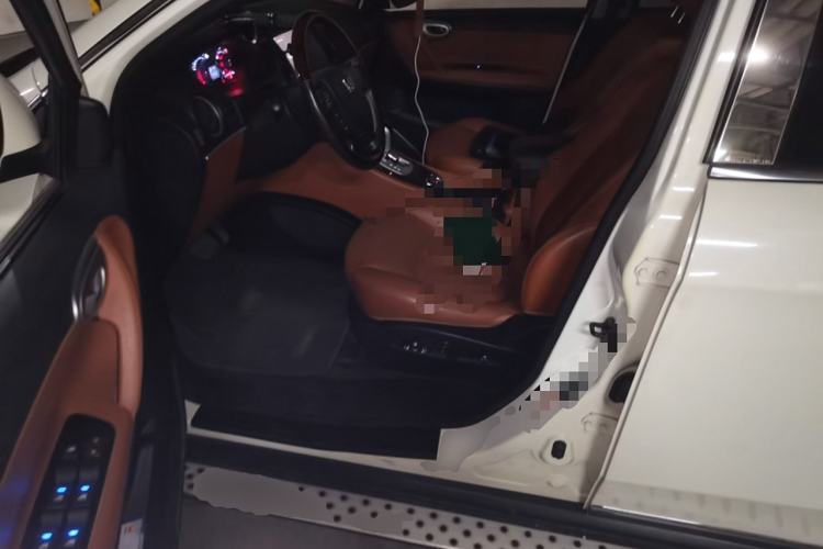 Used Luxgen Great 7 SUV 2013 Limited-Edition Sharp Model 2.2T Two-Wheel-Drive Smart Version
