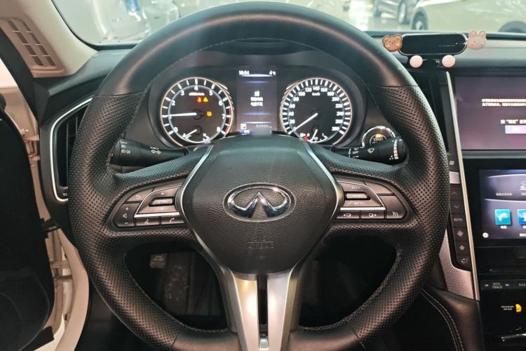 Used Infiniti Q50L 2018 2.0T Enjoyment Edition China V standard