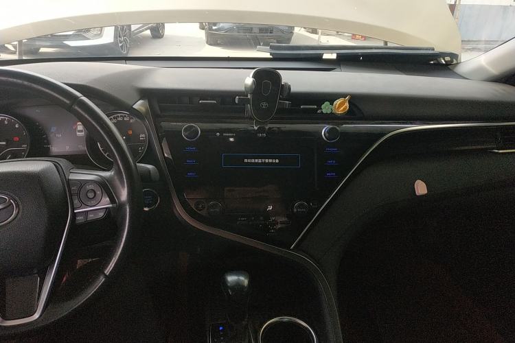 Used Toyota Camry 2019 2.0G Luxury Edition China VI Standard
