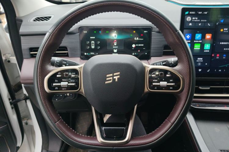 Used JETOUR X90 PRO 2024 2.0T DCT Luxury Edition 5 Seats Steering Wheel