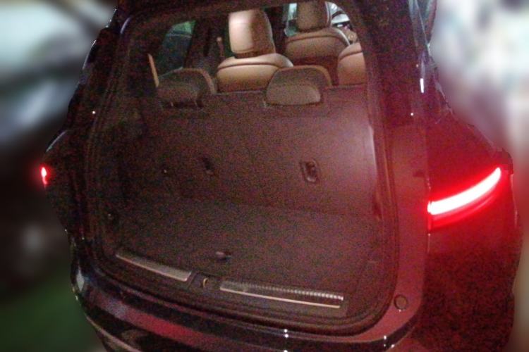 Used Nio ES8 2024 75 kWh Executive Edition Trunk