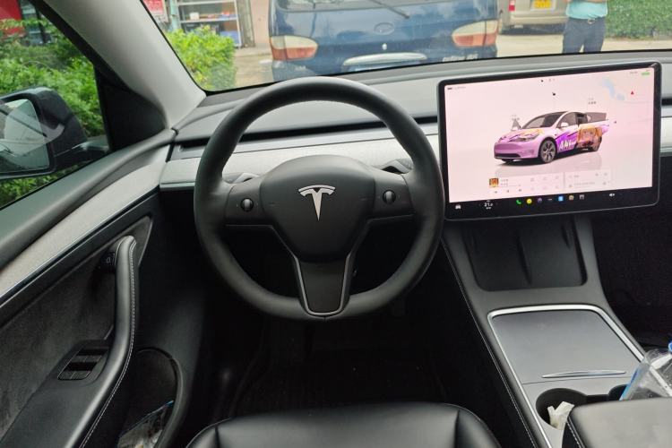 Used Tesla Model Y 2024 Rear-Wheel-Drive Version