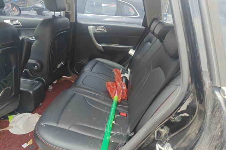 Used Haval H6 2016 Upgraded Model 1.5T Manual Two-Wheel Drive Elite Version
