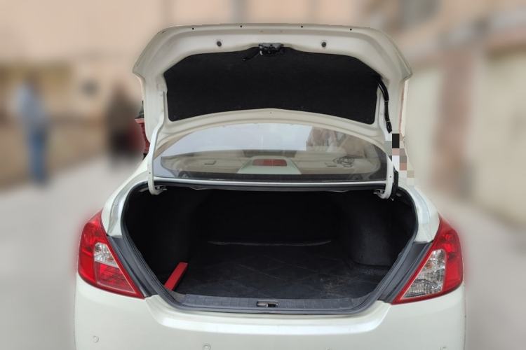 Used Nissan Sunny 2015 1.5XE Manual Comfort Edition
