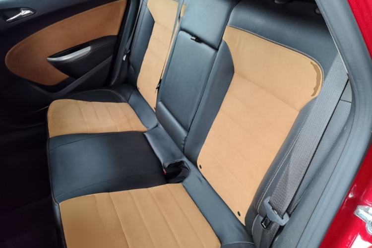 Used Buick GT 2014 XT 1.6L Automatic Fashion Edition Left Rear Seat