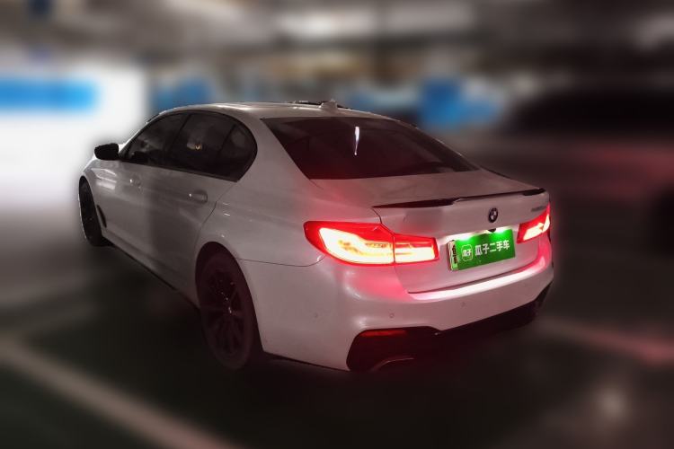 Used BMW 5 Series New Energy 2019 530Le Luxury Package Rear Left 45 Deg