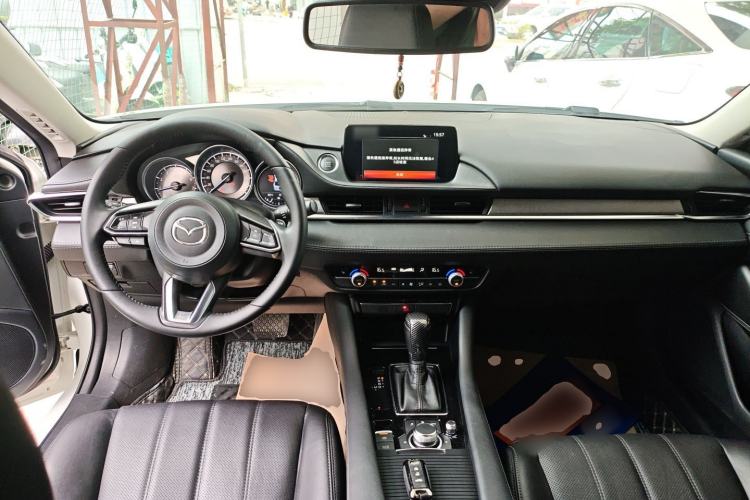 Used Mazda Atenza 2020 2.5L Skyline Sport Edition Center Console