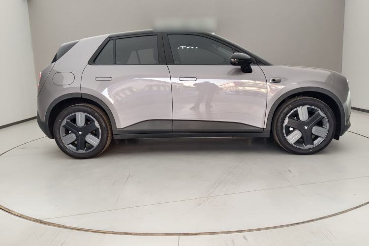 Used firefly firefly 2025 Illuminated Edition