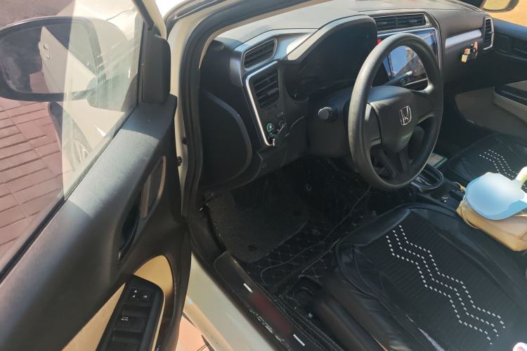 Used Honda Greiz 2016 1.5L CVT Classic Edition
