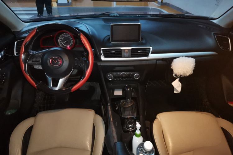 Used Mazda 3 Axela 2014 Sedan 2.0L Automatic Sport Model Center Console