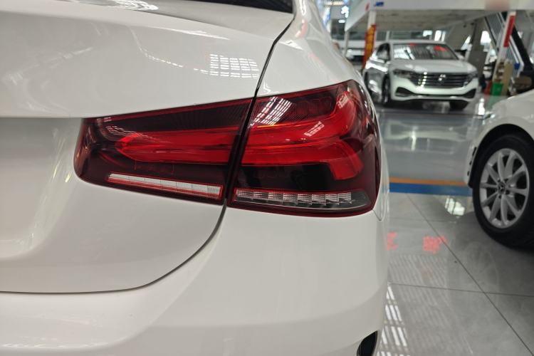 Used Mercedes-Benz A-Class 2021 A 200 L Sport Sedan Fashion Model
