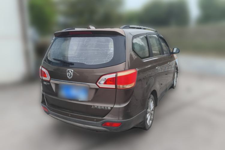 Used Baojun 730 2014 1.5L manual Comfort ESP version 7 seats Rear Right 45 Deg