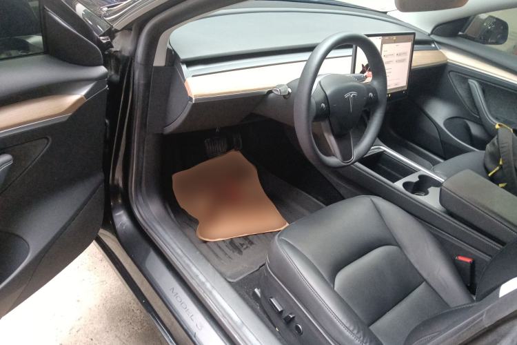 Used Tesla Model 3 2022 Rear-Wheel-Drive Version
