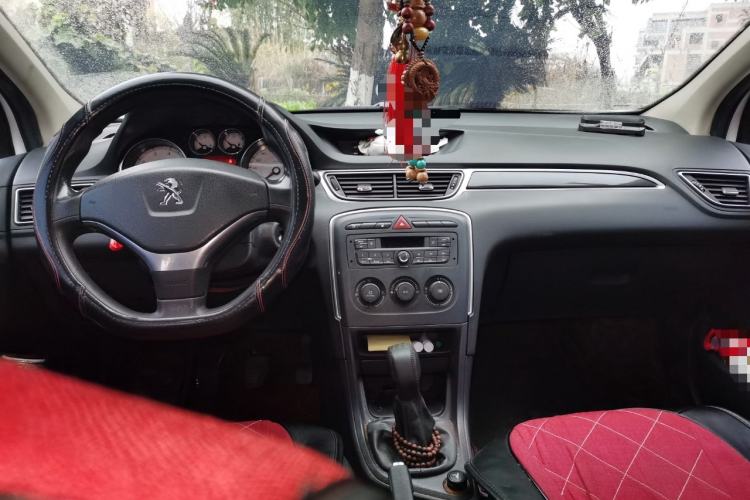 Used Peugeot 308 2014 Enjoy Edition Classic 1.6L Manual Fashion Model