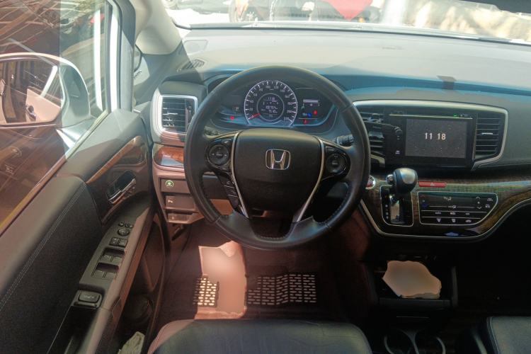 Used Honda Odyssey 2015 Updated Version 2.4L Smart Edition
