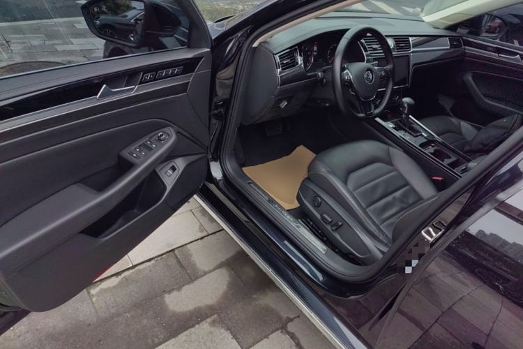 Used Volkswagen Phideon 2019 380TSI Two-Wheel Drive Business Edition China VI Standard