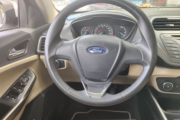 Used Ford Escort 2017 Revised Version 1.5L Manual Comfort Edition Steering Wheel