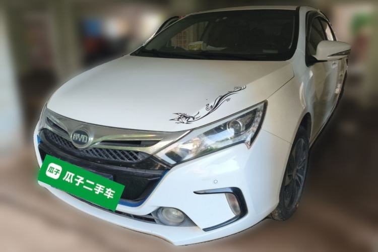 Used BYD Qin New Energy 2015 1.5T Dual-Crown Flagship Edition Guazi used car, China used car export, Used car for sale, Used cars, Cheapest cars for sale