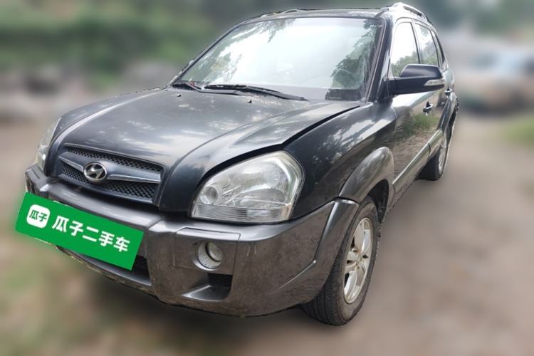 Used Hyundai Tucson 2009 2.0L Automatic Two-Wheel Drive with Sunroof