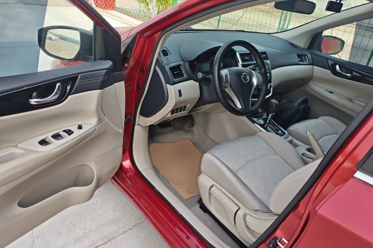 Used Nissan Tiida 2016 1.6L CVT Joyride Edition Driver Seat