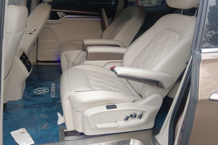 Used Volkswagen Viloran 2020 380TSI Prestige Edition
