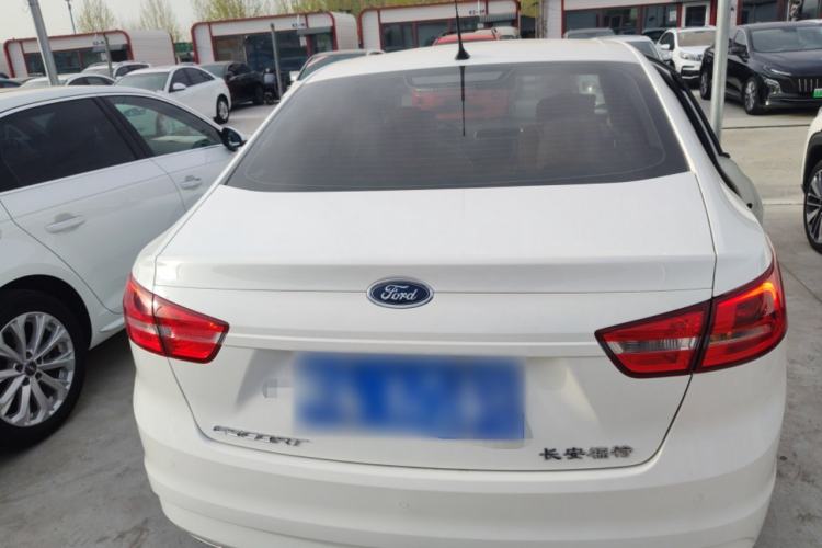 Used Ford Escort 2015 1.5L Manual Comfort Model