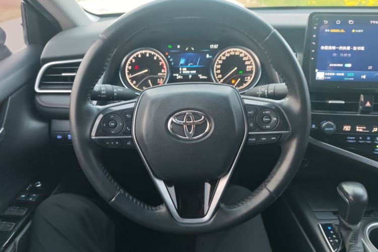 Used Toyota Camry 2021 2.0G Luxury Edition Steering Wheel