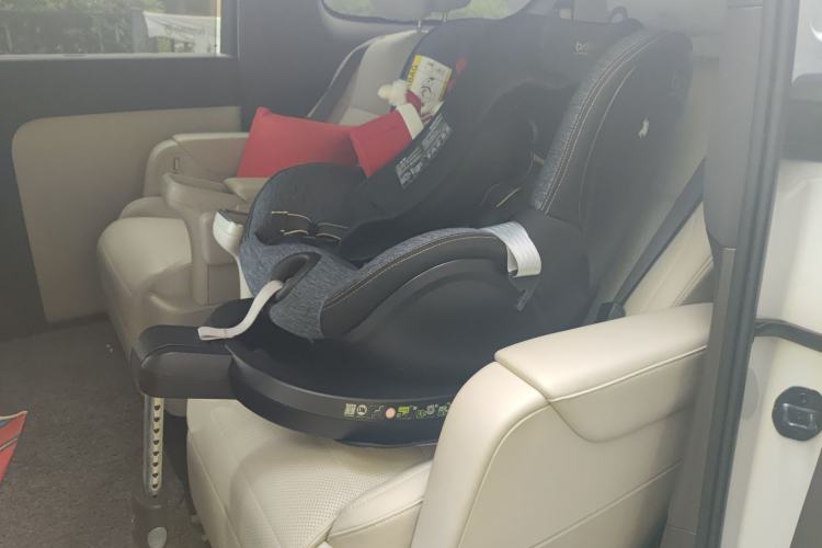 Used Li Auto MEGA 2024 Ultra Model