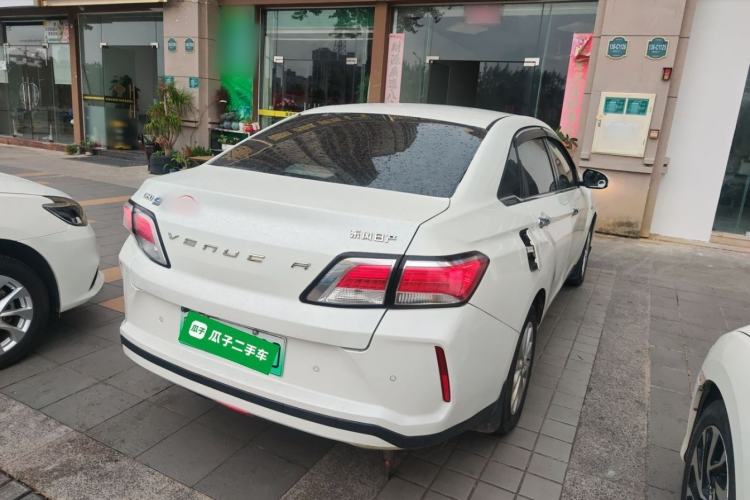 Used Venucia Venucia D60EV 2022 Standard Range Smart Drive Version
