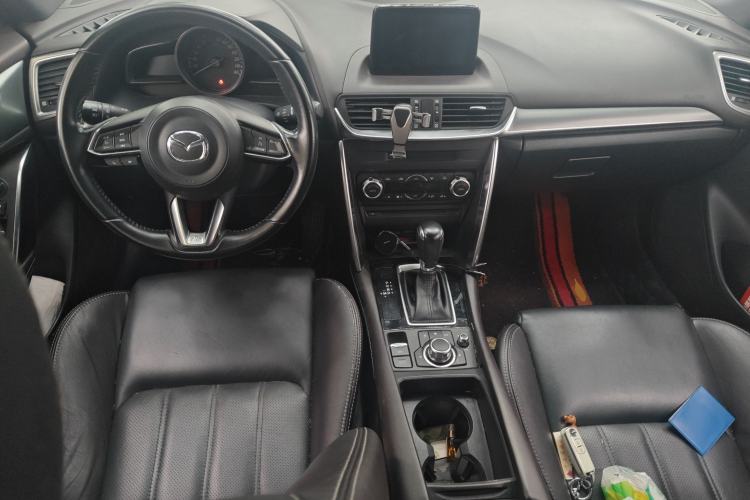 Used Mazda CX-4 2018 2.0L Automatic Two-Wheel Drive Blue Sky Premium Upgrade Version China V Standard