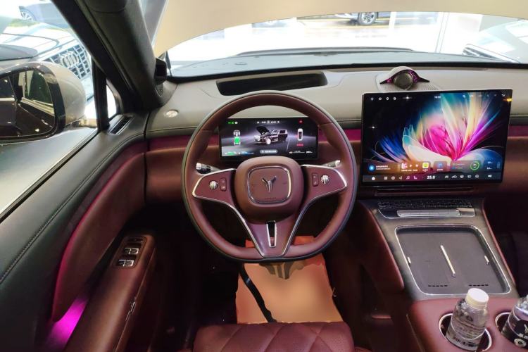 Used VOYAH Titan 2026 Model Max+ Steering Wheel