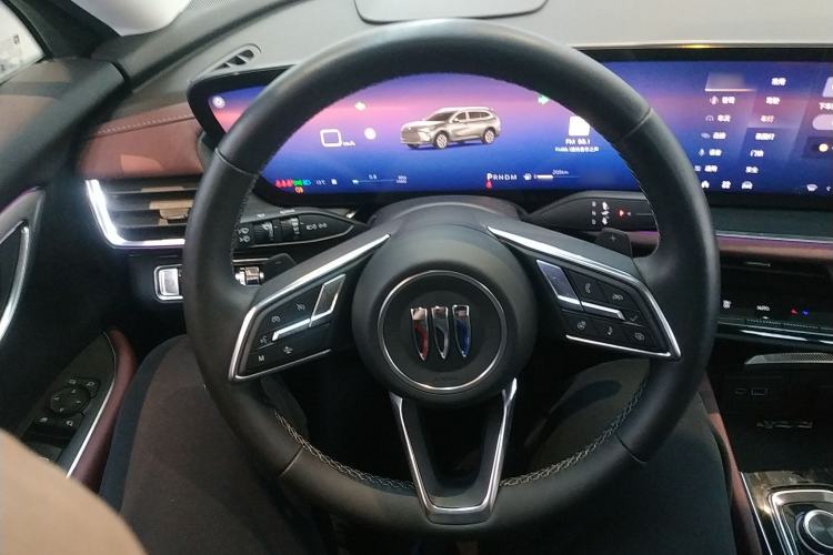 Used Buick Envision 2025 Encore Plus 28T Two-Wheel-Drive Platinum Edition