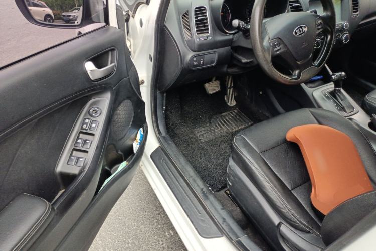 Used Kia K3 2015 1.6L Automatic GL Driver Seat