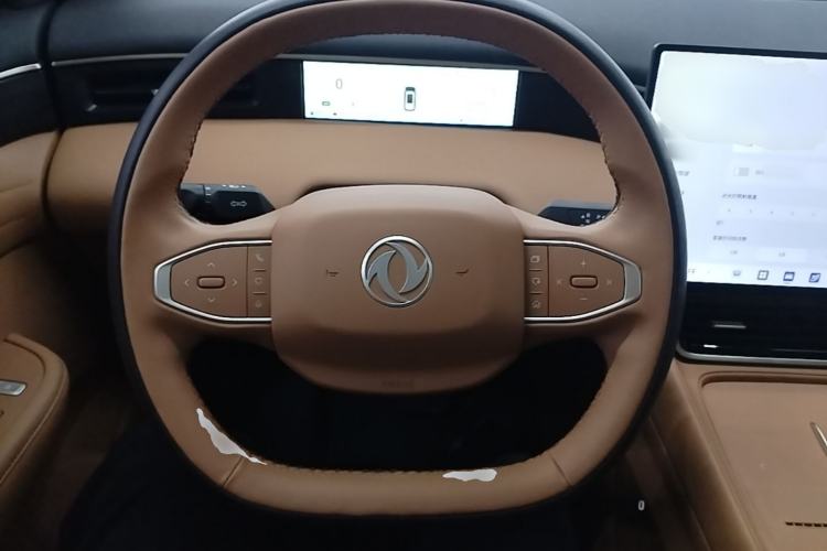 Used Dongfeng Aeolus L8 2025 Model 185KM Dream Edition