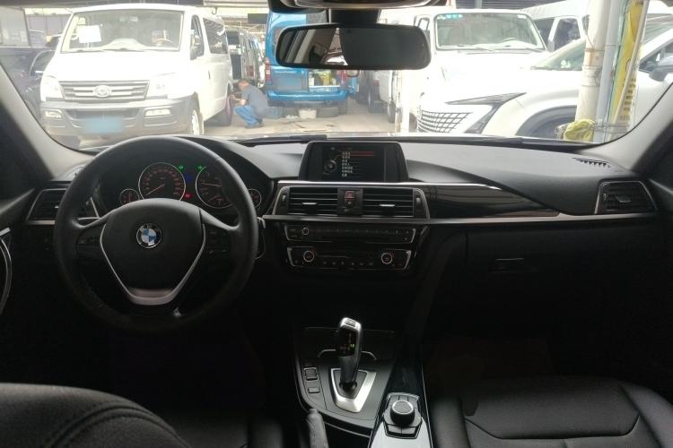 Used BMW 3 Series 2016 320Li Ambition Model Center Console