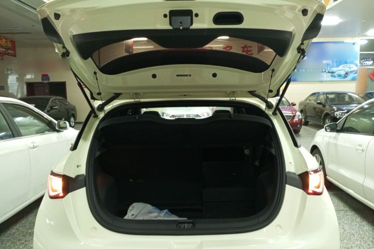 Used BYD Dolphin 2023 420 km Fashion Edition
