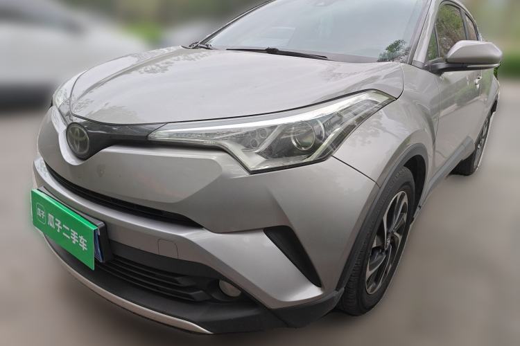 Used Toyota IZOA 2018 2.0L Yichi Version China VI Standard
