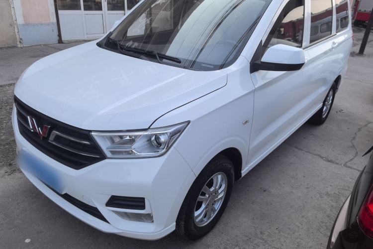 Used Wuling Hongguang 2019 1.5L S Standard Version China VI LAR