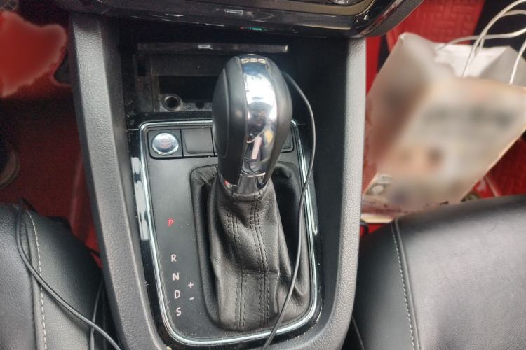 Used Volkswagen Sagitar 2017 230TSI Automatic Comfort Version
