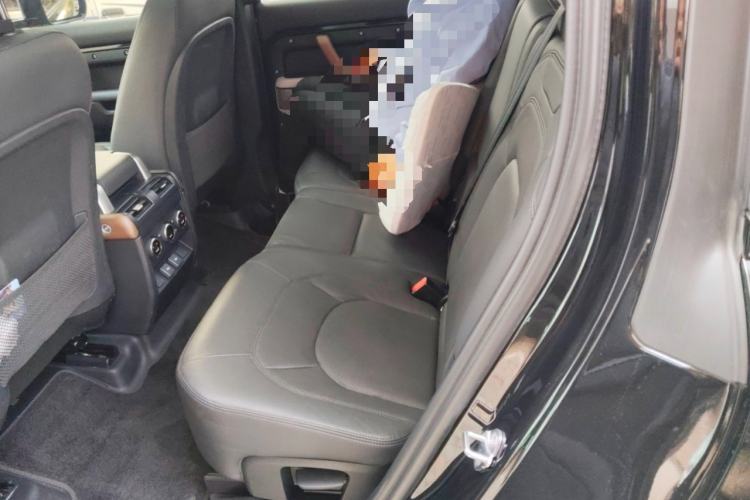 Used Land Rover Defender 2023 130 3.0T P400 HSE Left Rear Seat