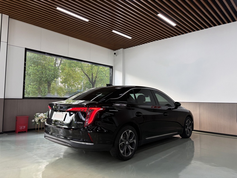 Hongqi E-QM5 2021 Charging Version Flagship Edition — снимка 14